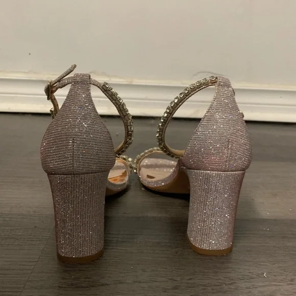 Badgley Mischka Women's Harriet Heeled Rose Sandal 7 - Picture 11 of 11
